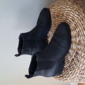 Cole Haan Womens Mara Black Nubuck Waterproof Leather Ankle Chelsea Booties S-8